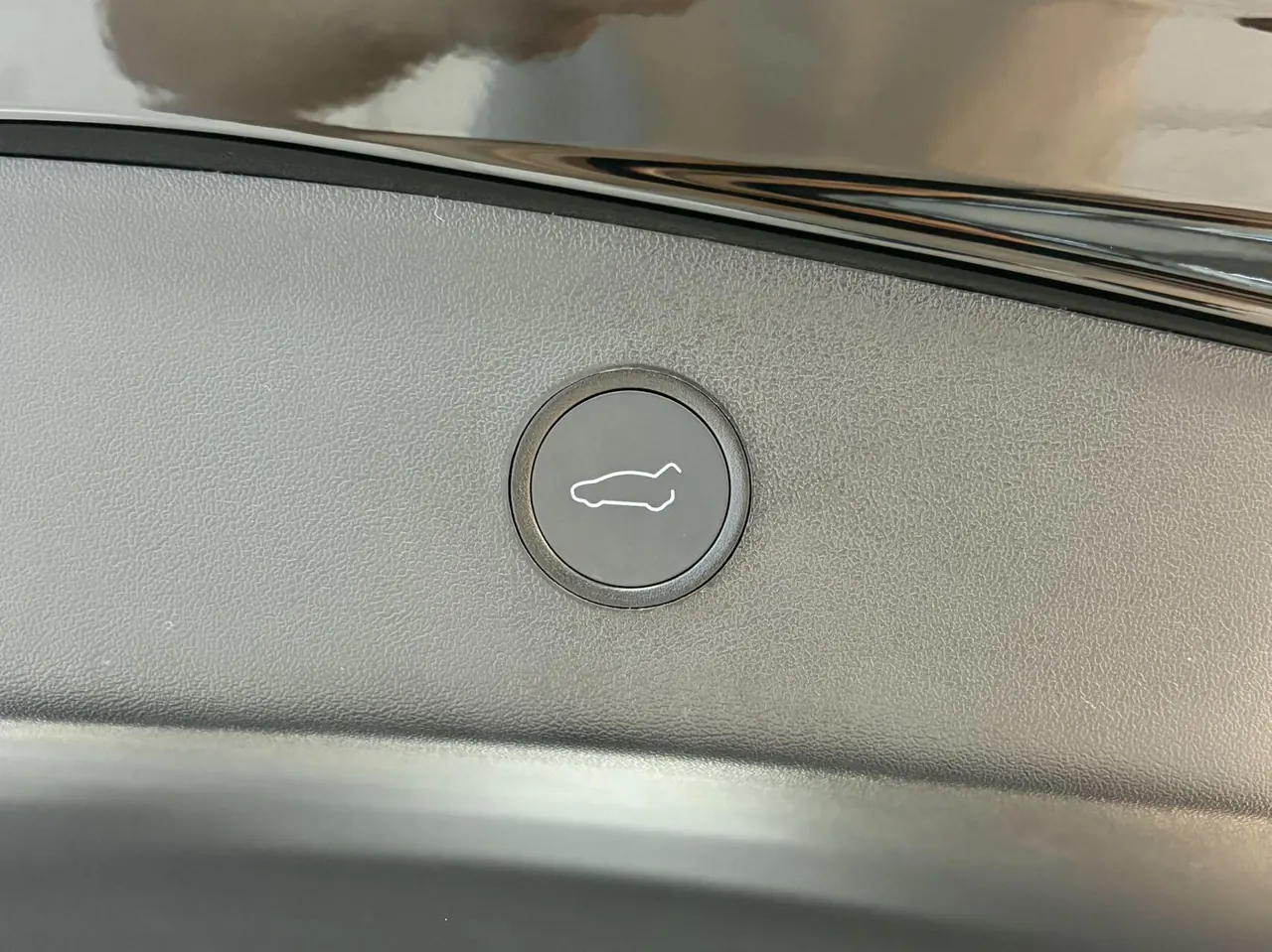Tesla 2022 Model 3 Performance high-performance all-wheel drive automatic transmission 17