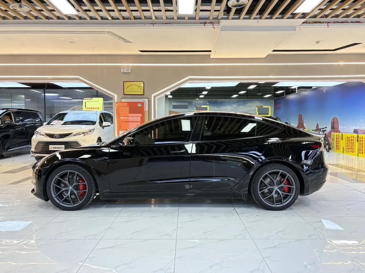 Tesla 2022 Model 3 Performance high-performance all-wheel drive automatic transmission 2