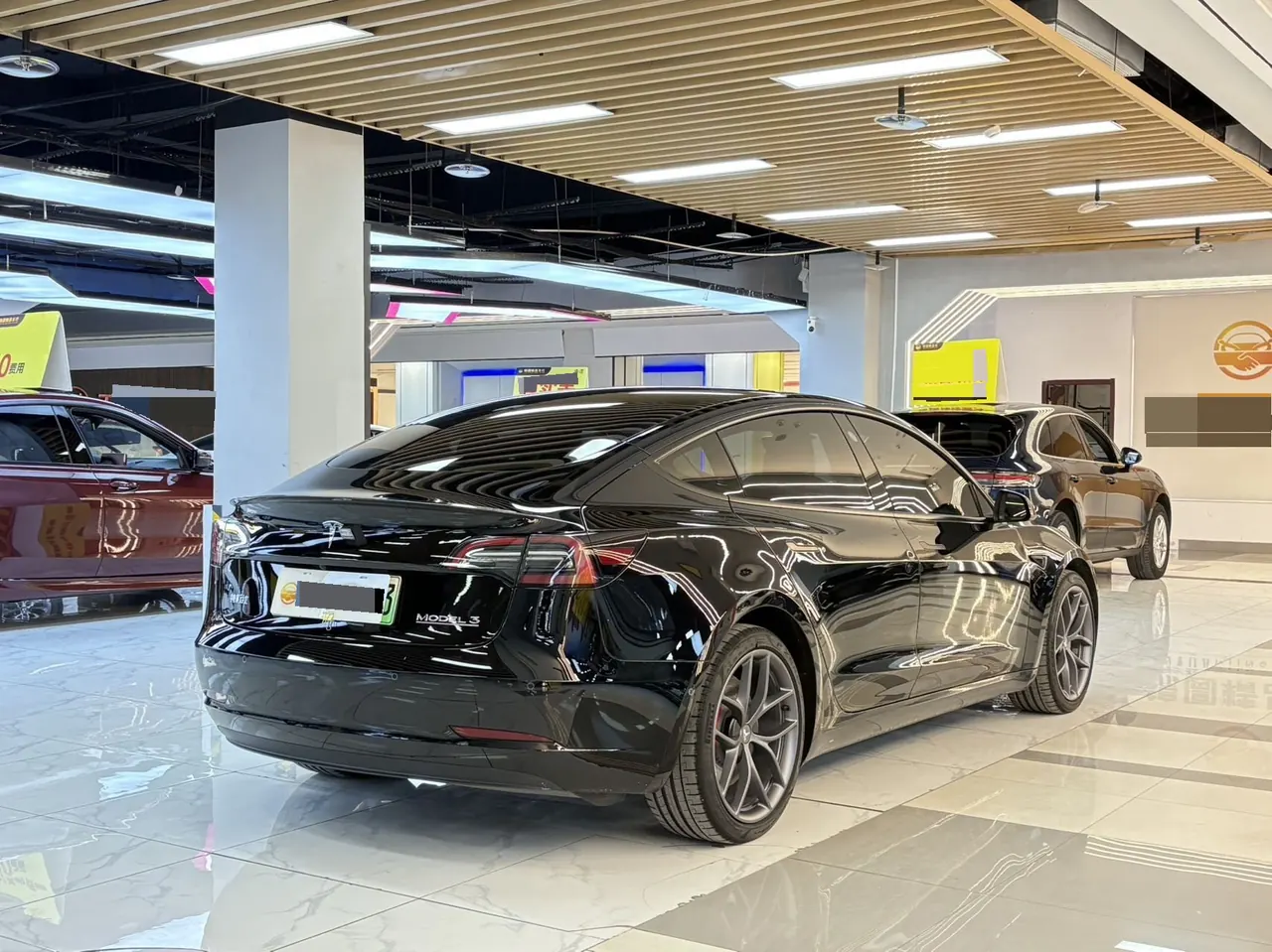 Tesla 2022 Model 3 Performance high-performance all-wheel drive automatic transmission 5