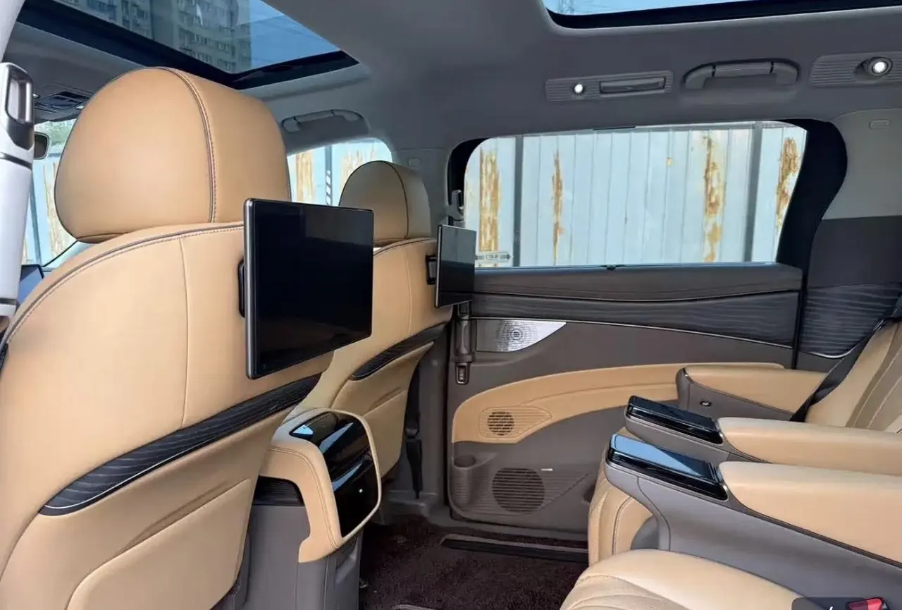 Denza 2022 Denza D9 DM-i 1.5T stepless 970 four-wheel drive flagship automatic gear 5