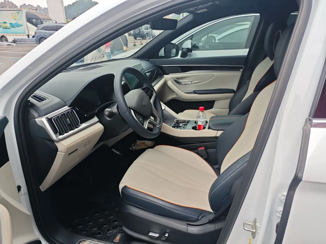 BYD 2023 Song PLUS DM-i 1.5 Stepless Champion Edition 150KM Flagship PLUS Automatic Gear 7