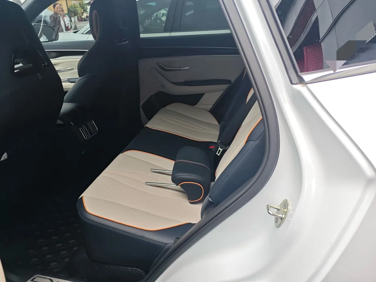 BYD 2023 Song PLUS DM-i 1.5 Stepless Champion Edition 150KM Flagship PLUS Automatic Gear 8