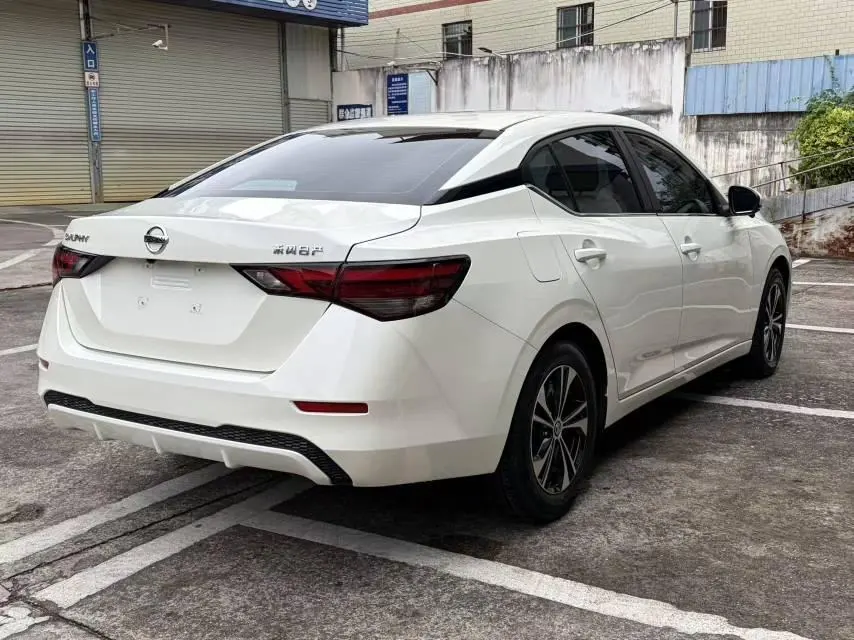 Nissan 2022 Sylphy 1.6 Stepless XL Pleasant Edition Automatic Gear 9