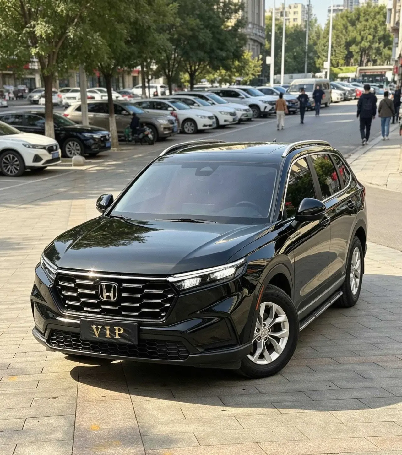 打开图片灯箱:Honda 2023 CR-V 1.5T Stepless 240TURBO Two-Drive Enliveness Edition Automatic Gear