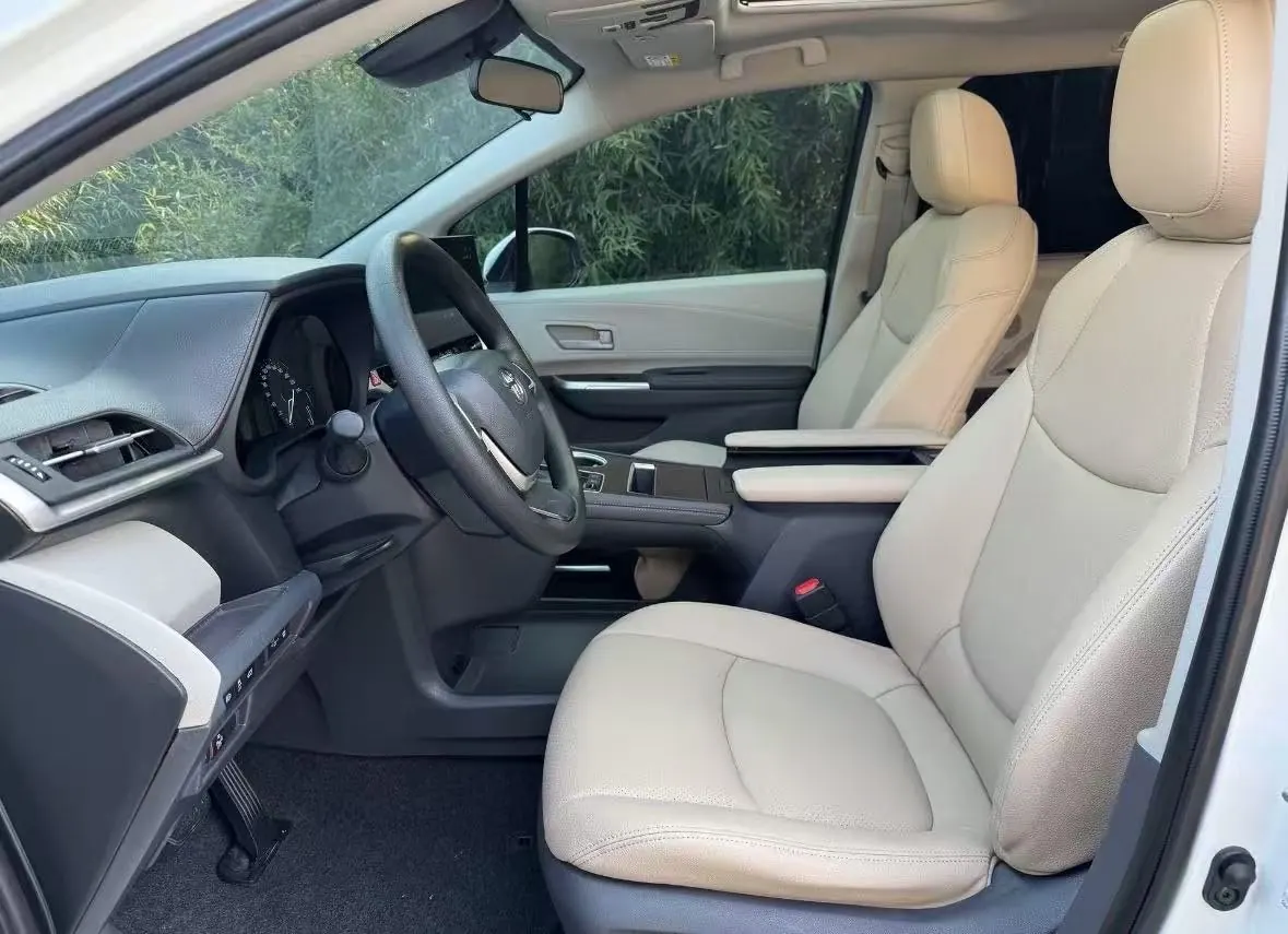 Toyota 2023 Sana 2.5 Stepless Comfort Edition Automatic Gear 2