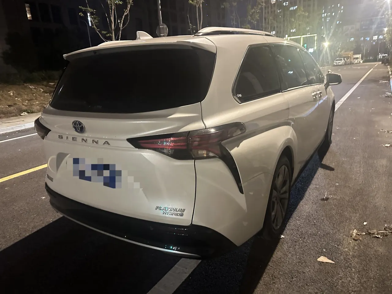 Toyota 2023 Sana 2.5 Stepless Platinum Edition Automatic Transmission 6