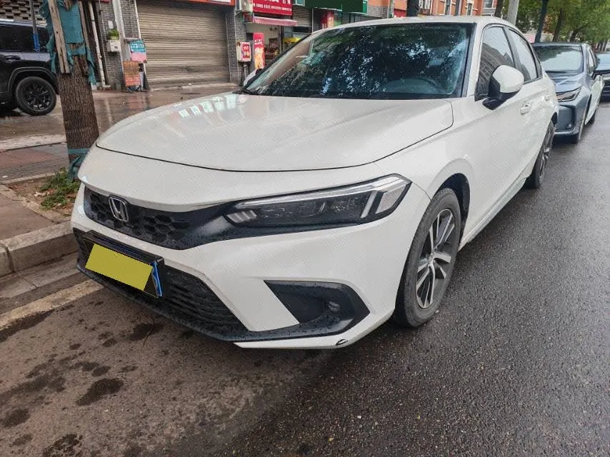Открыть галерею: Honda 2023 Civic Hatchback 1.5T Stepless 240TURBO Extreme Jump Automatic Gear