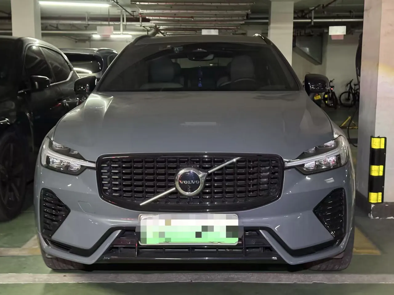 Volvo XC60 New Energy 2022 XC60 PHEV 2.0T T8 Four-wheel Drive Zhiyuan Sports Edition Automatic Gear 2