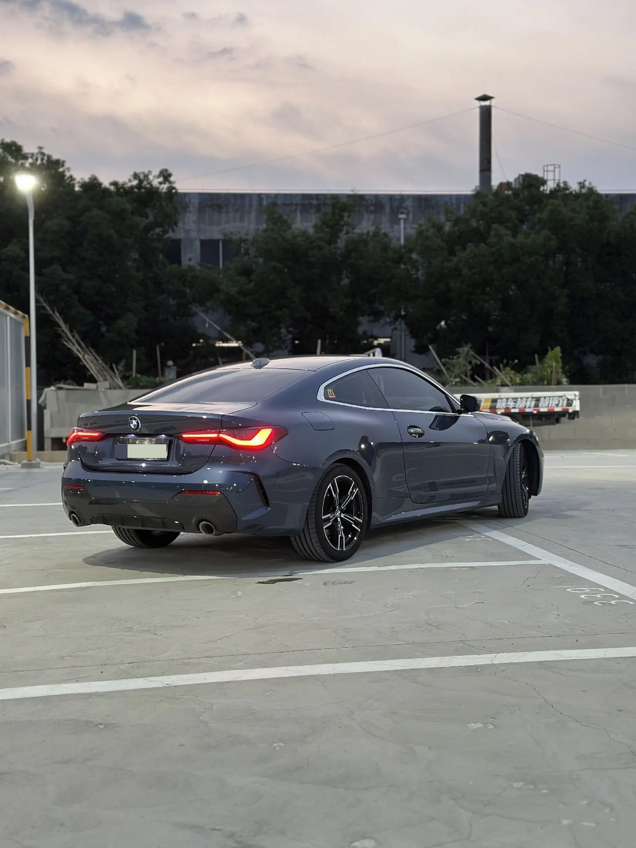 BMW 4 Series (Imported) 2023 425i Coupe 2.0T M Sports Obsidian Night Suit Automatic Gear 4