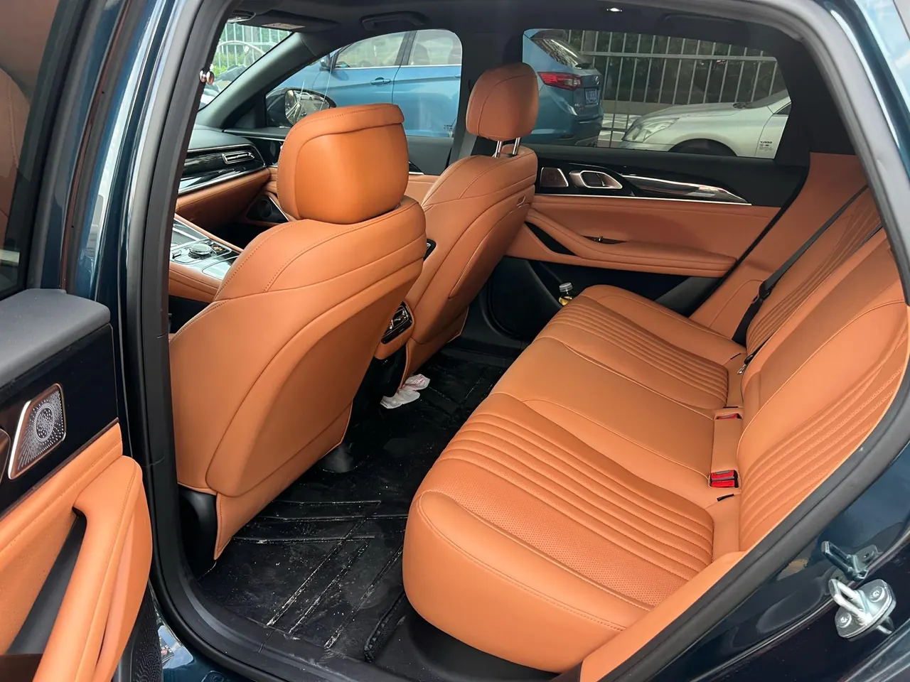 Geely Galaxy 2026 star shine 7 EM-i 1.5 220km four-wheel drive star shine version automatic gear 6