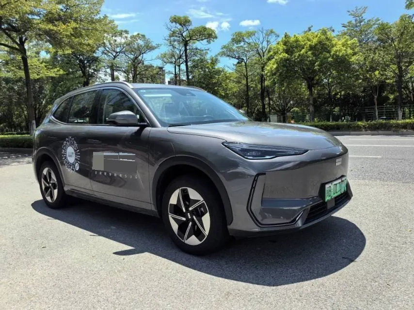 Geely Galaxy 2026 E 5 610km Discovery Edition Automatic Gear 3