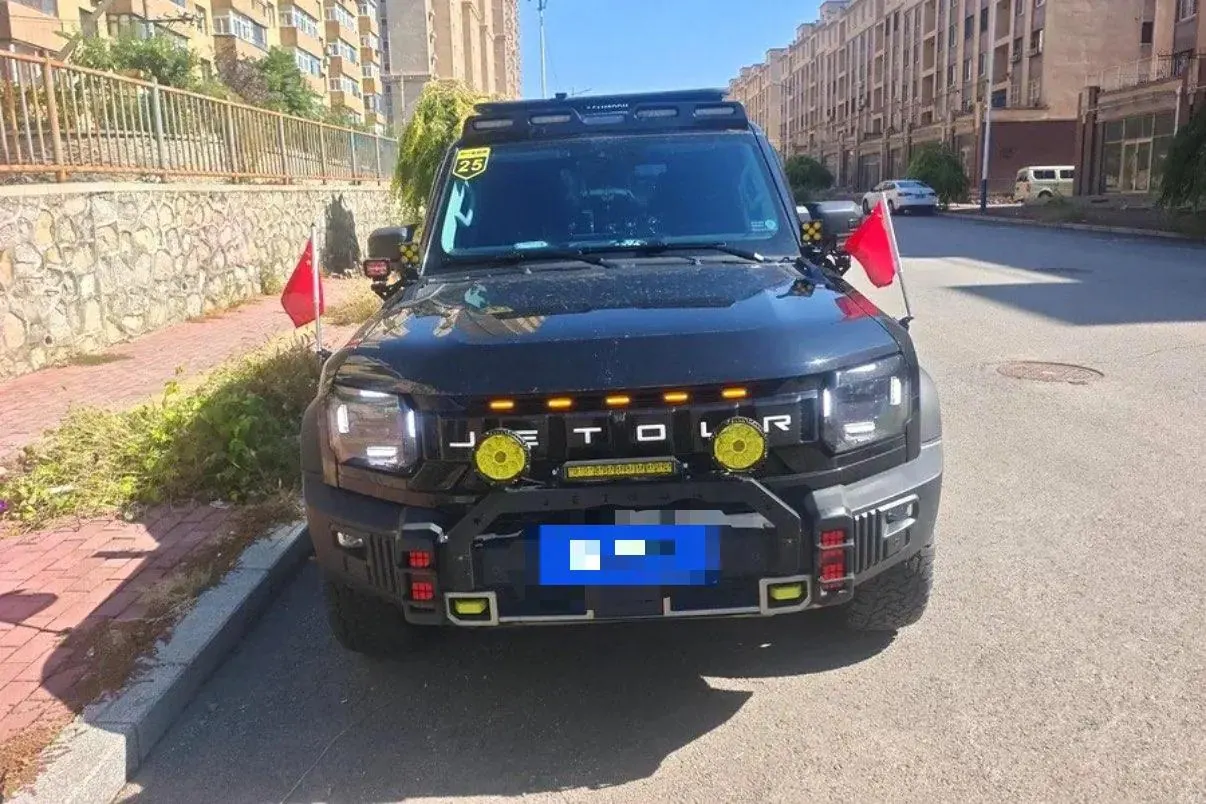 Jetour 2024 Traveler 2.0T 4-wheel Drive Yueyo PRO Automatic Gear 2