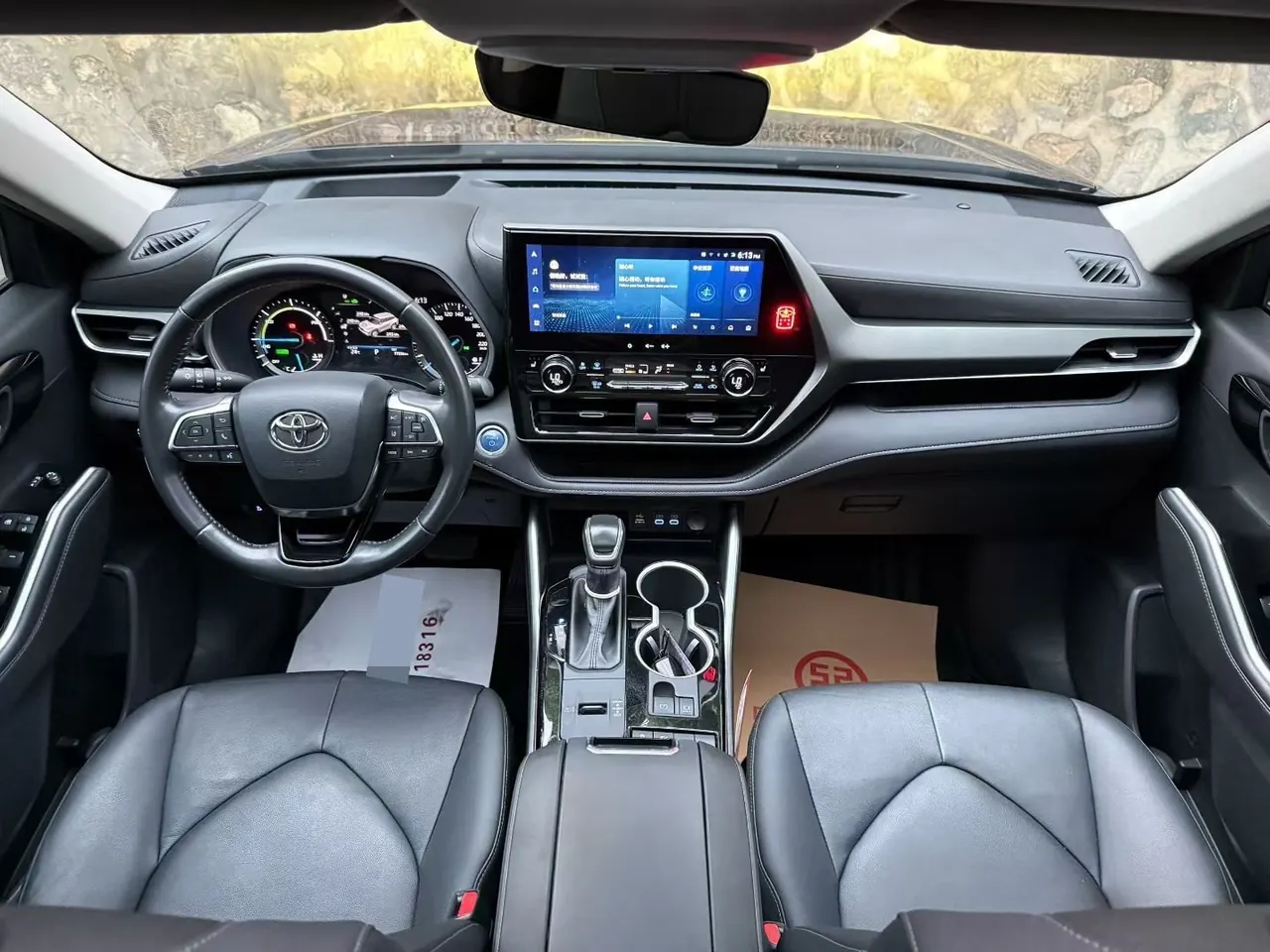 Toyota 2022 Highlander Dual Engine 2.5 Stepless Four-wheel Drive Premium Edition 7-seat Automatic Gear 6