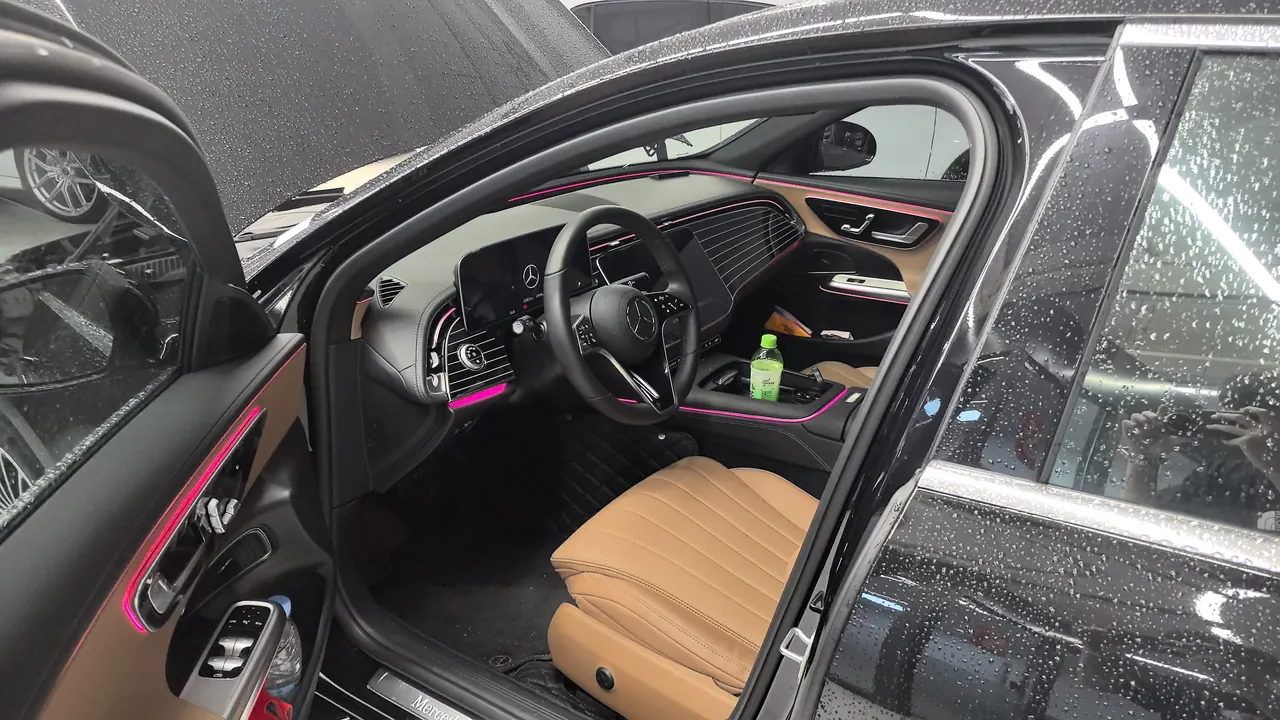 Mercedes Benz E Class 2024 E 260 L 48V 2.0T (modified) automatic gear 3