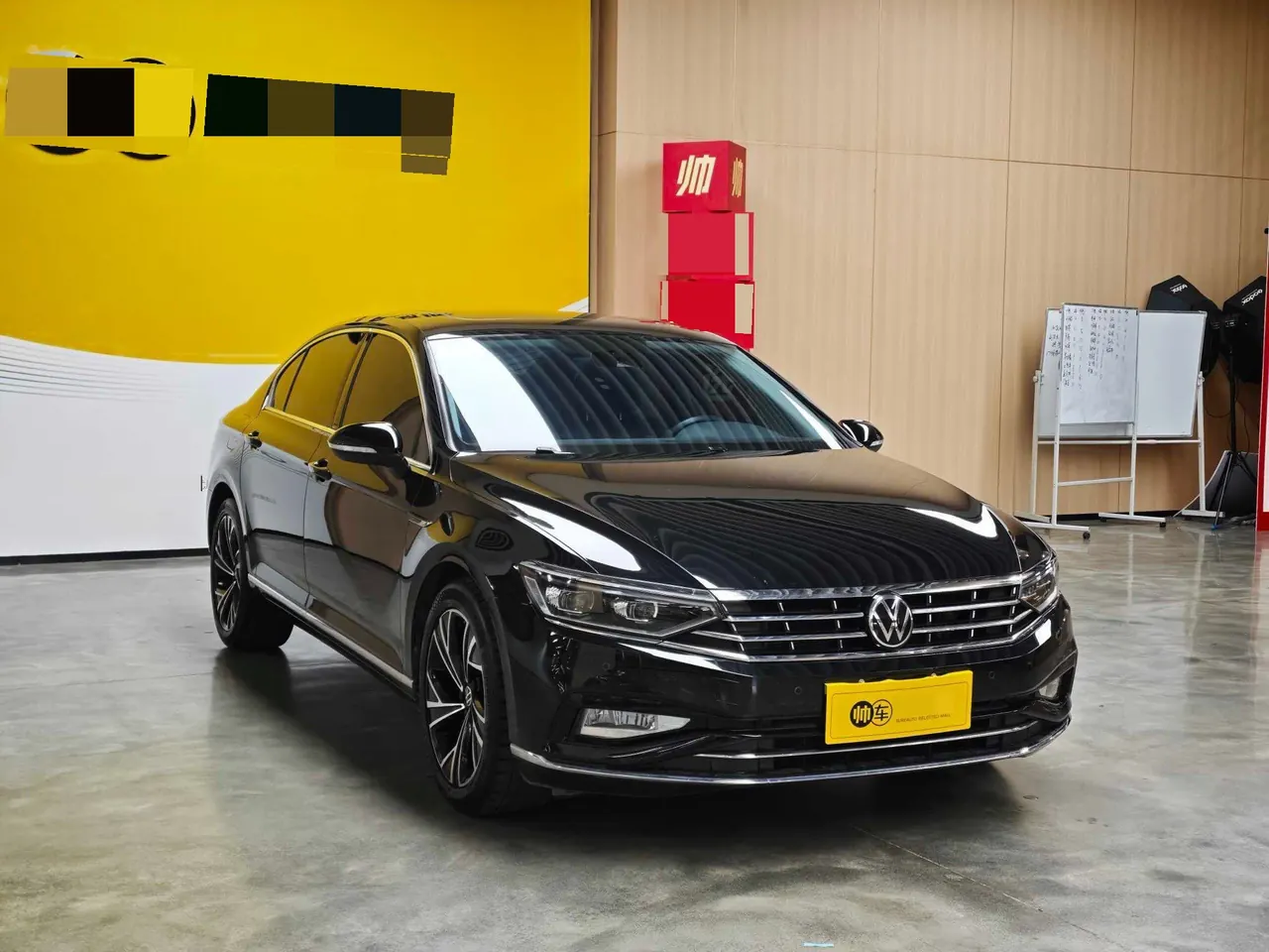 Volkswagen 2020 Magotan 2.0TSI 330TSI luxury automatic transmission 3