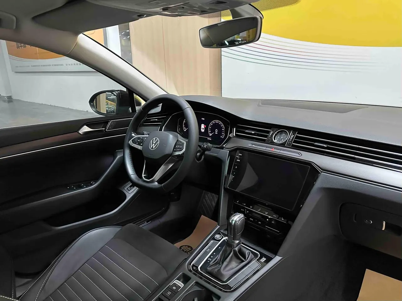 Volkswagen 2020 Magotan 2.0TSI 330TSI luxury automatic transmission 6