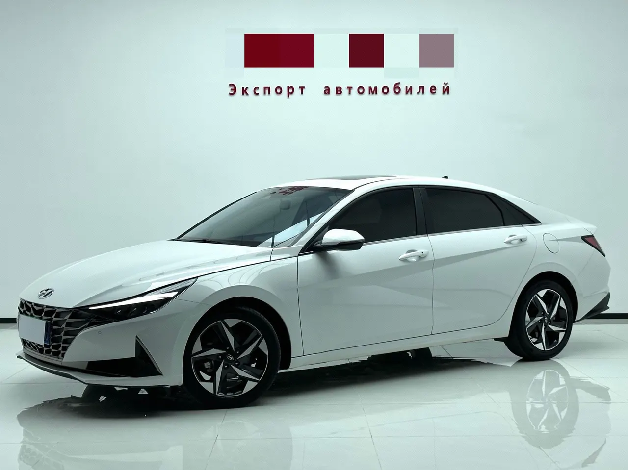 打开图片灯箱:Hyundai 2022 Elantra -3-compartment 1.5 stepless LUX premium automatic gear