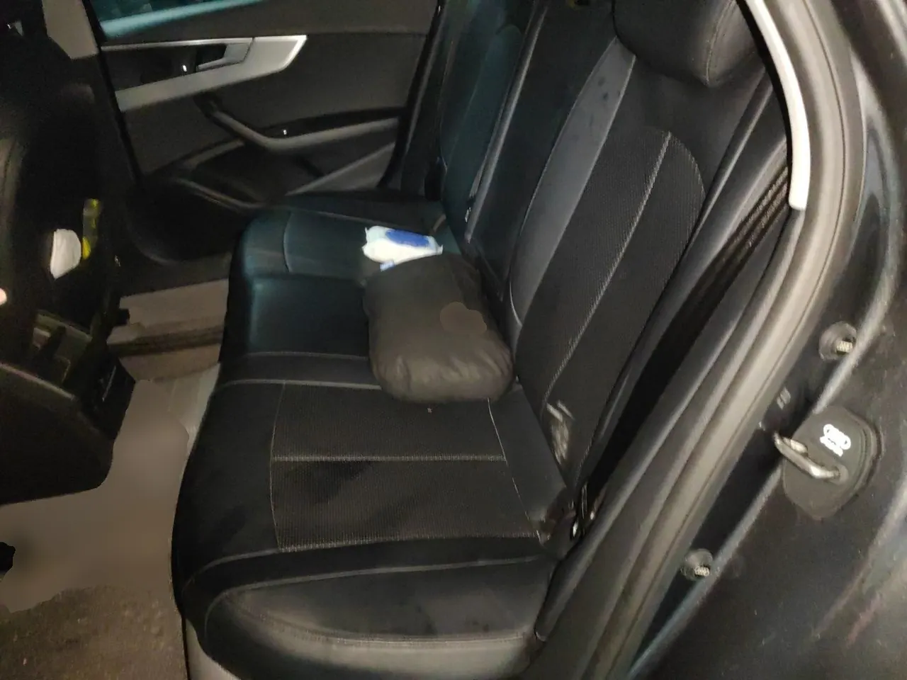 Audi 2020 A4L 2.0TFSI 40TFSI Fashion Dynamic Automatic 5