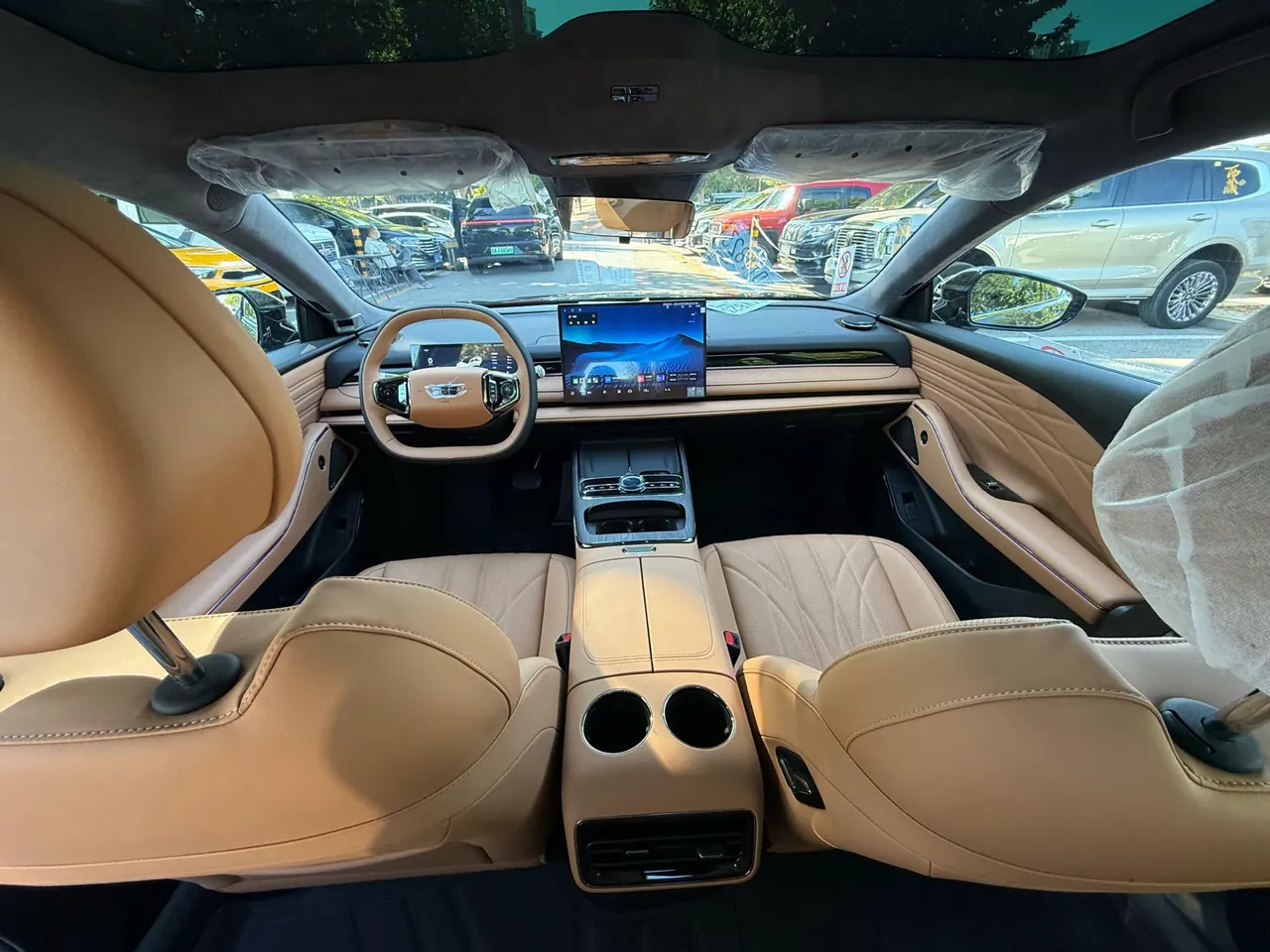 Geely Galaxy 2025 xingyao 8 EM-P 1.5T 130km exploration version automatic gear 2