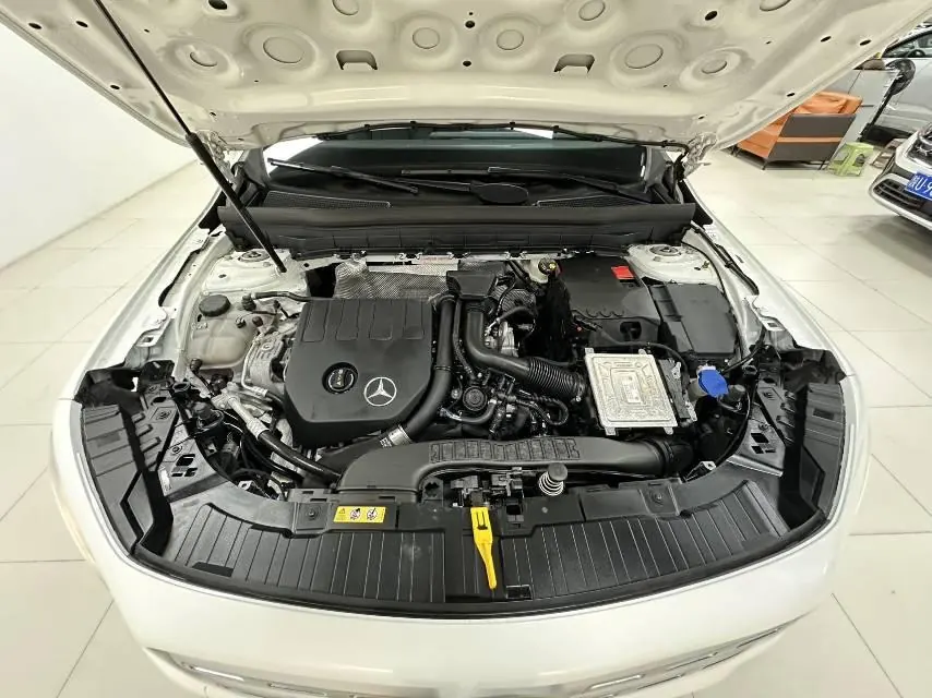 Mercedes Benz 2020 GLB 180 1.3T Fashion Automatic 17
