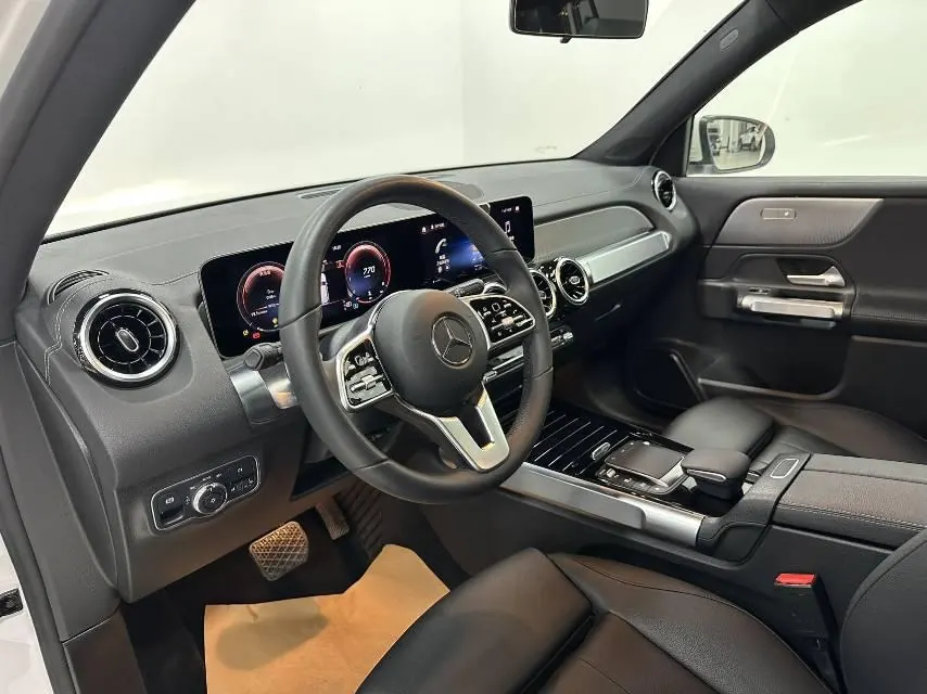 Mercedes Benz 2020 GLB 180 1.3T Fashion Automatic 6