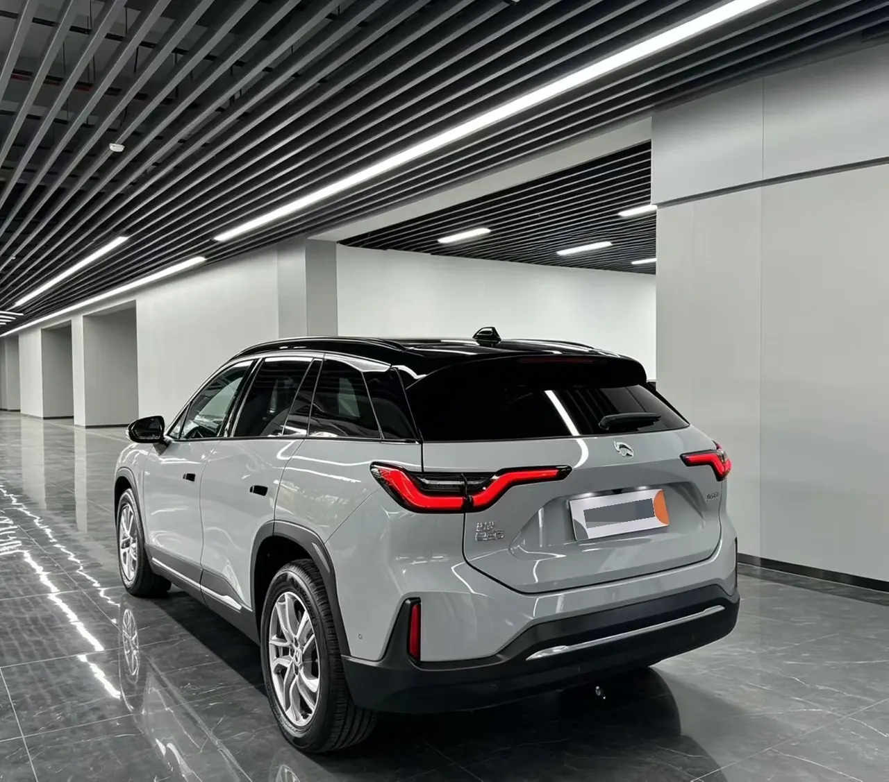 NIO 2022 ES6 75kWh Sports Edition Automatic Gear 6