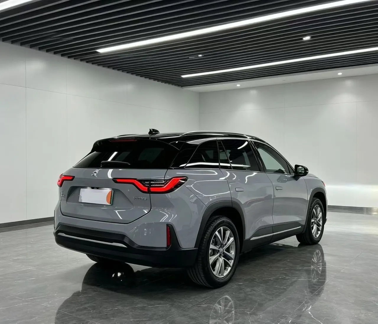 NIO 2022 ES6 75kWh Sports Edition Automatic Gear 8