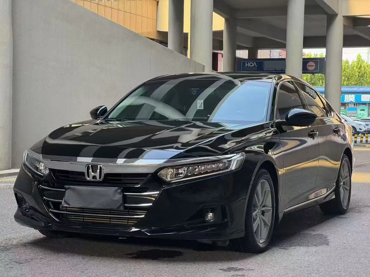 Открыть галерею: Honda 2022 10th Generation Accord 1.5T Stepless 260TURBO Deluxe Automatic Gear