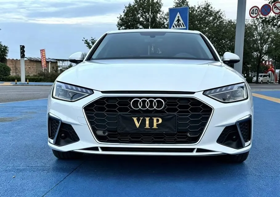 Audi 2021 A4L 2.0TFSI 40TFSI into the life version of the automatic gear 2