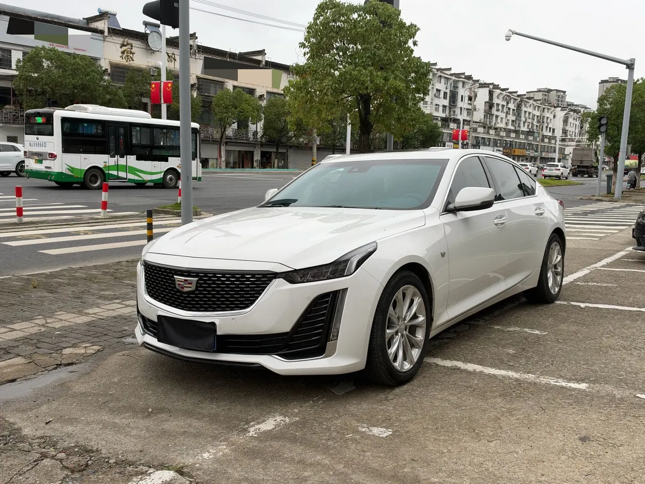 Open image lightbox: Cadillac 2022 CT5 2.0T 28T Luxury (Standard Edition) Automatic Gear