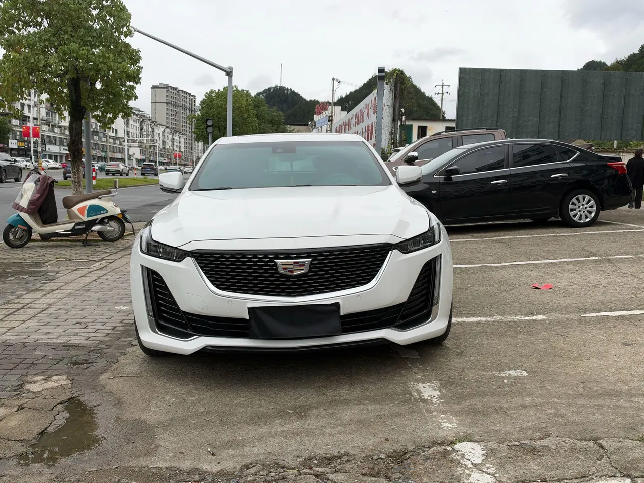 Cadillac 2022 CT5 2.0T 28T Luxury (Standard Edition) Automatic Gear 3