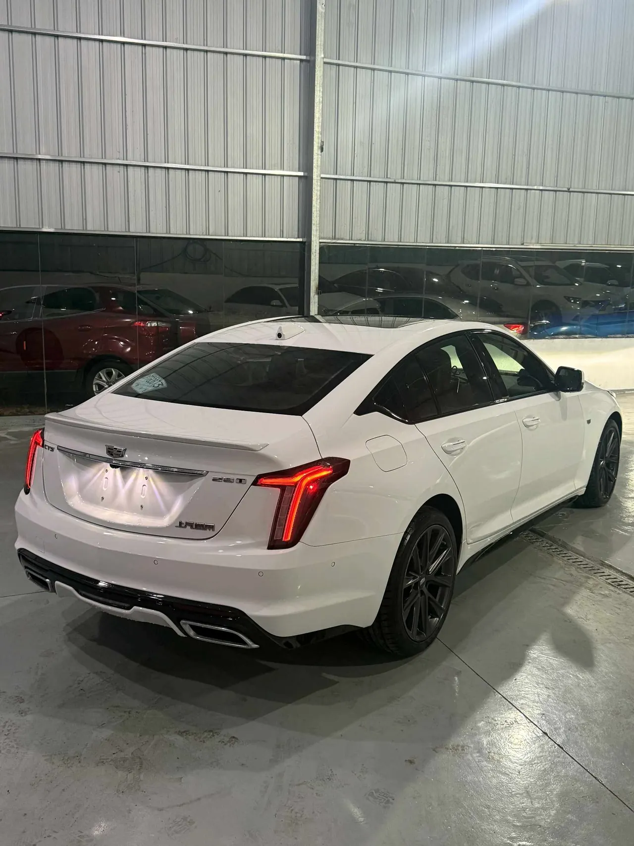 Cadillac 2020 CT5 2.0T 28T Platinum Sports Edition Automatic Gear 3