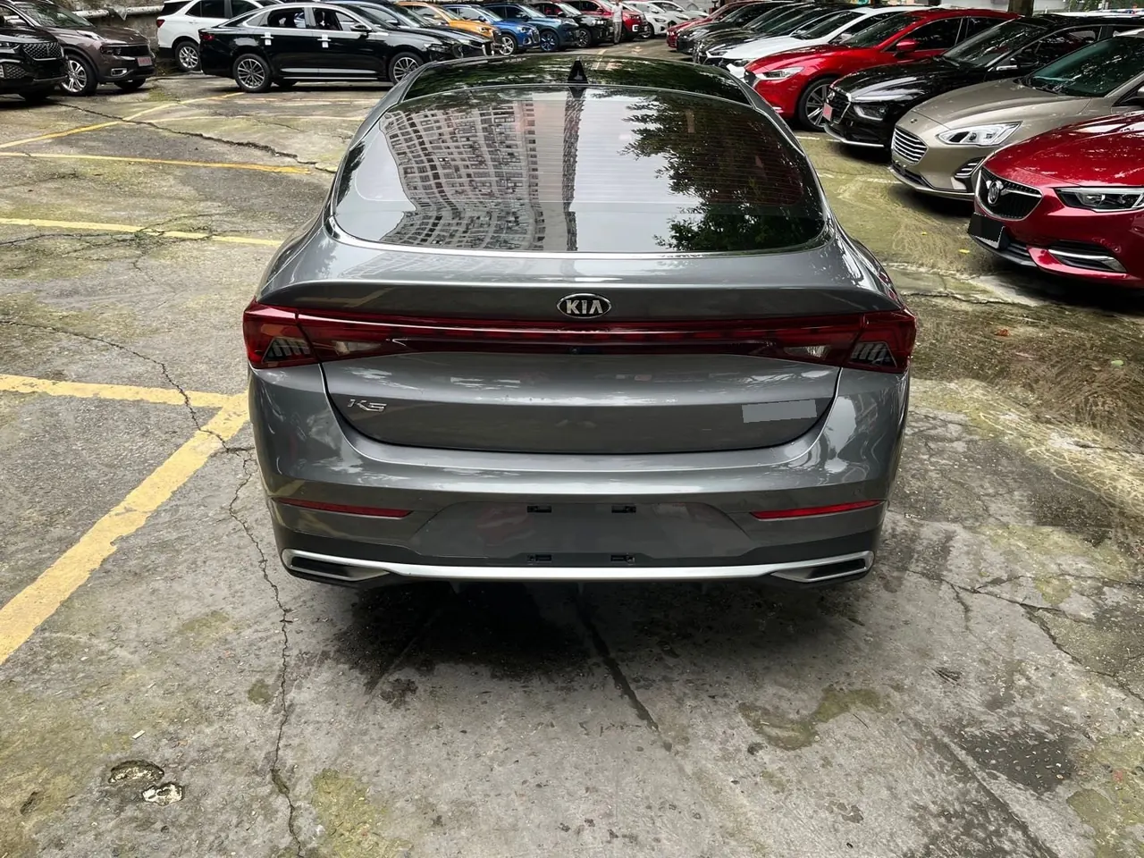 Kia 2020 K5 Keku 1.5T 270T CVVD Deluxe Edition Automatic Gear 4