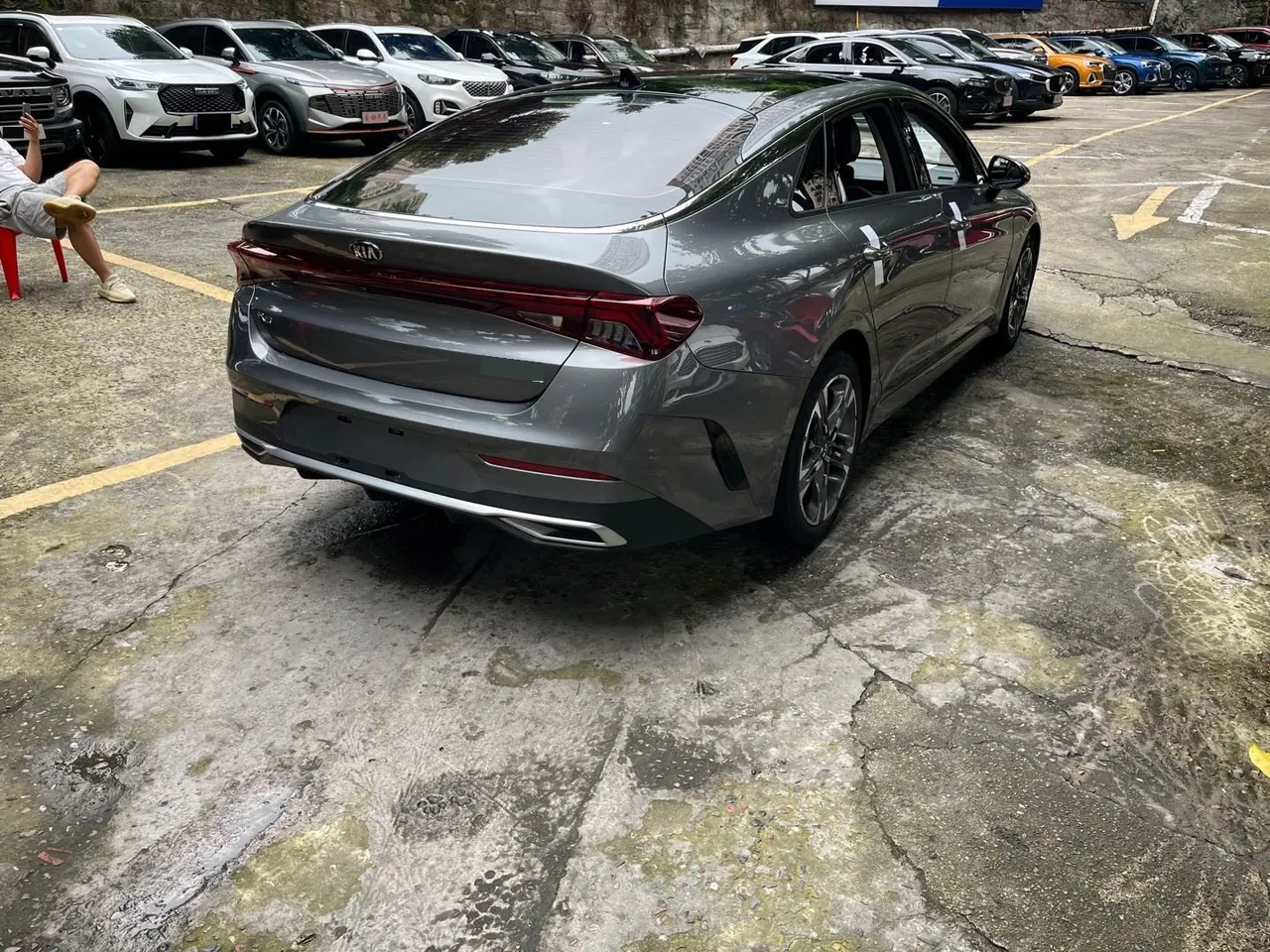 Kia 2020 K5 Keku 1.5T 270T CVVD Deluxe Edition Automatic Gear 5