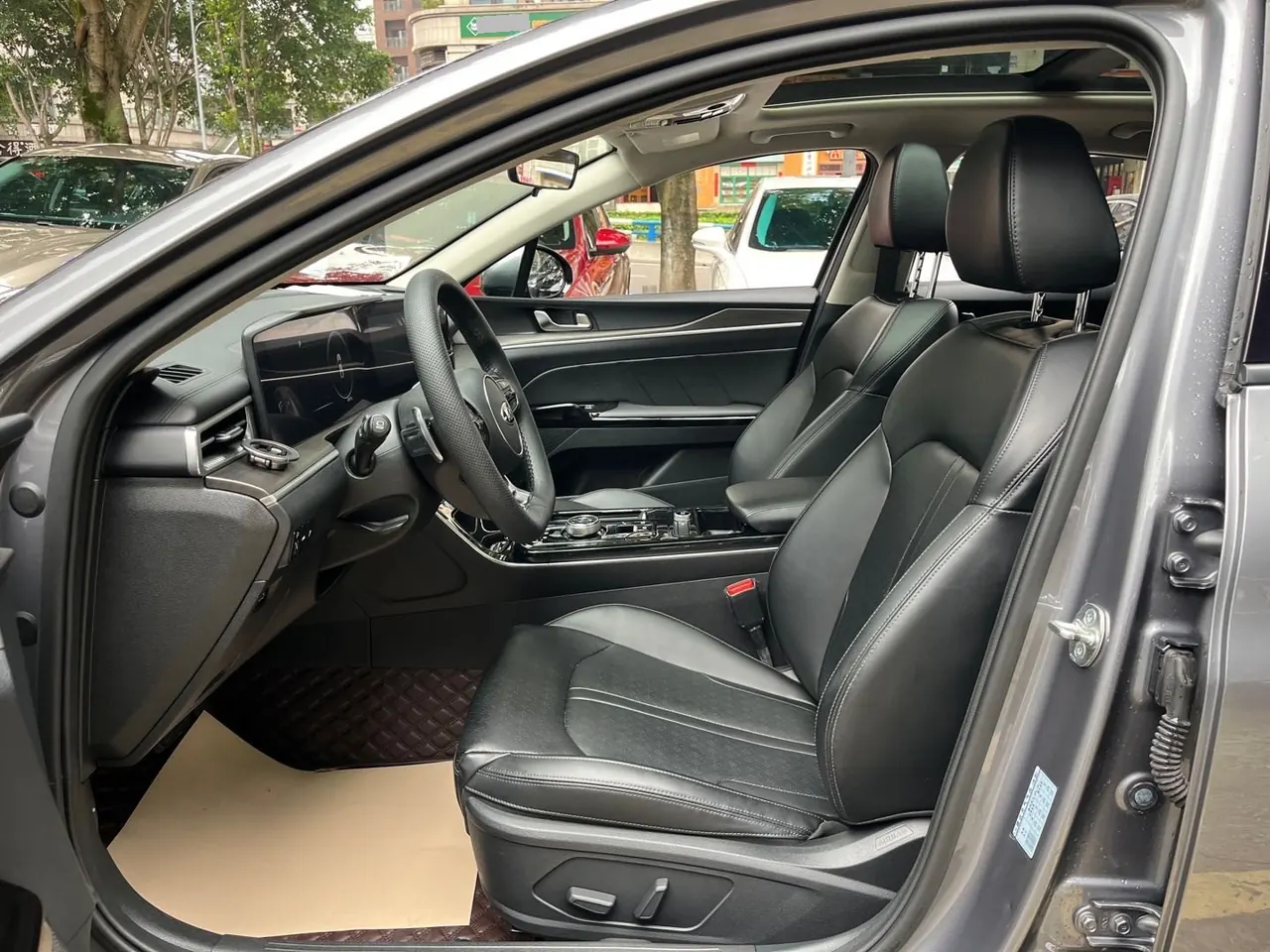 Kia 2020 K5 Keku 1.5T 270T CVVD Deluxe Edition Automatic Gear 6