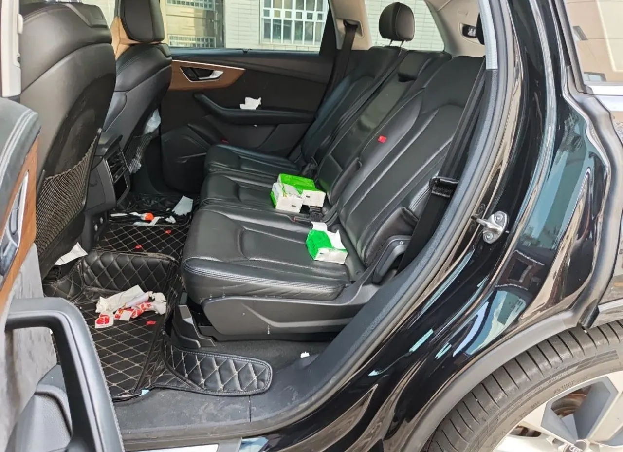 Audi Q7 (Imported) 2020 Q7 48V 3.0TFSI 55TFSI Quattro S line Honorable Automatic Gear 3