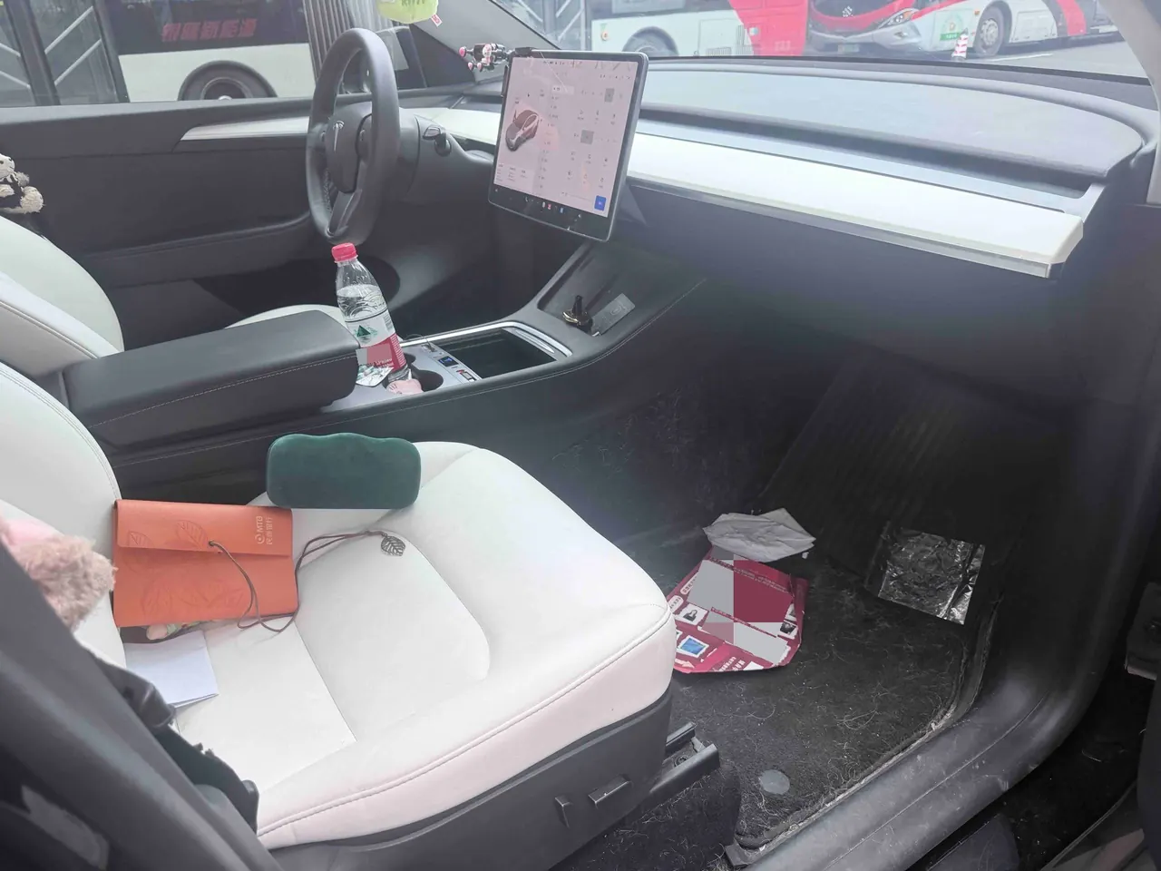 Tesla 2021 Model Y Standard Endurance Rear Drive Automatic Gear 4