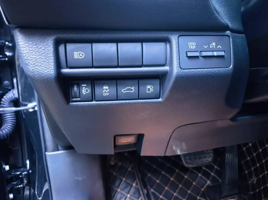Toyota 2022 Asian Dragon 2.0 Stepless Deluxe Edition Automatic Gear 13