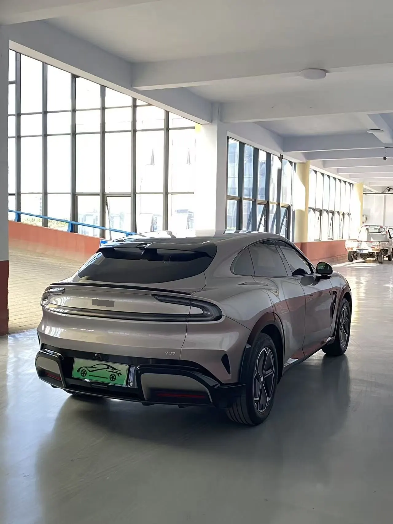 MI 2026 YU7 Standard Edition Automatic Gear 4