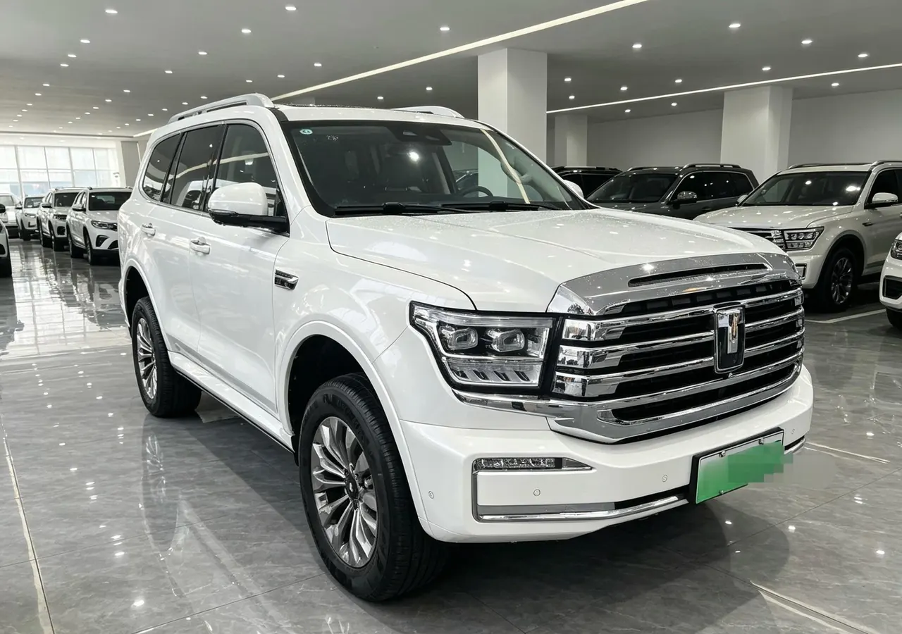 Tank 500 New Energy 2026 Model Tank 500 Hi4-T 2.0T Smart Enjoyment Version Automatic Transmission 3