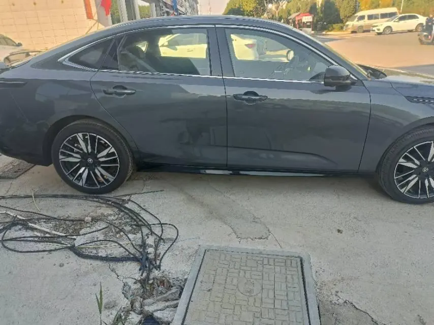 ChangAn 2026 Yidong HEV 1.5 Blue Whale Super Qing Zhixiang Automatic Gear 2