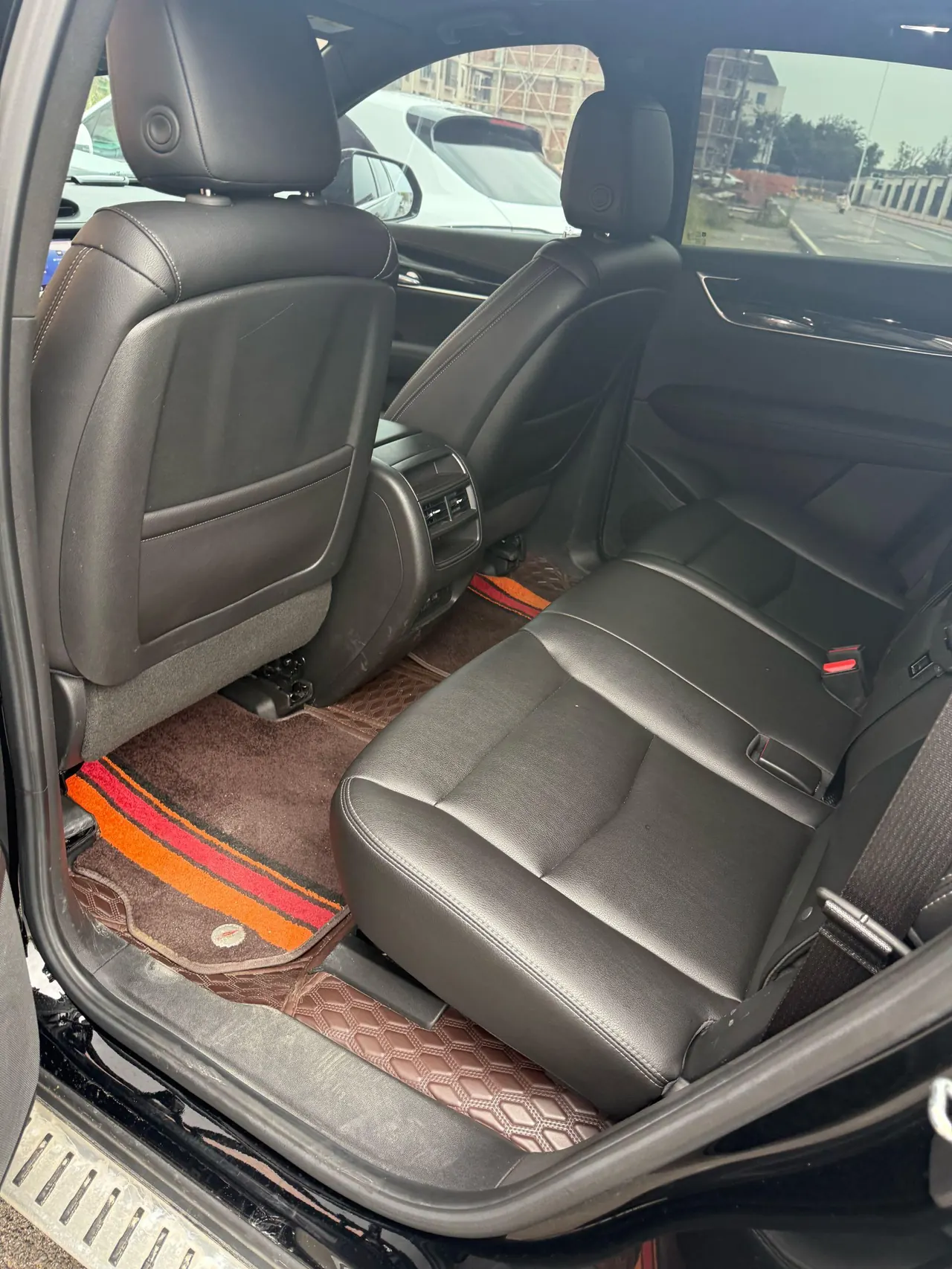 Cadillac 2022 XT5 48V 2.0T Two-Drive Luxury Automatic Gear 3