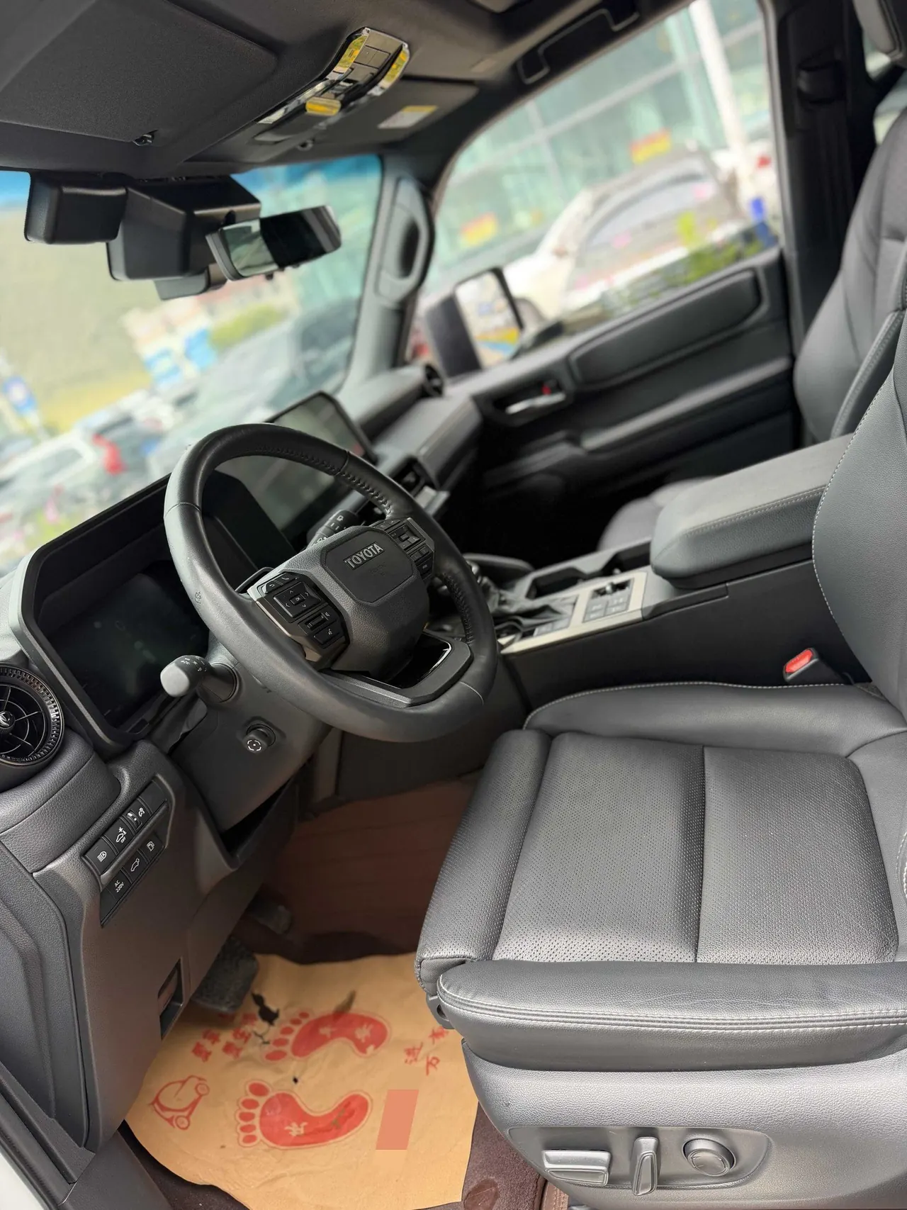 Toyota 2024 Prado HEV 2.4T Wild WX Edition 6-seat Automatic Gear 2
