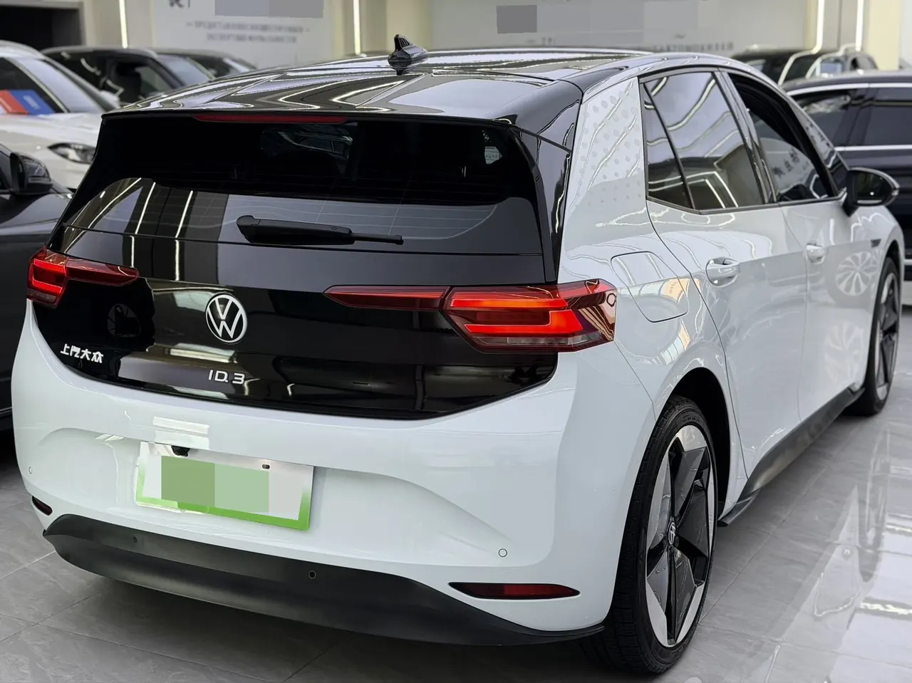 Volkswagen 2023 ID. 3 Upgraded Pure Smart Edition, Automatic Transmission 7