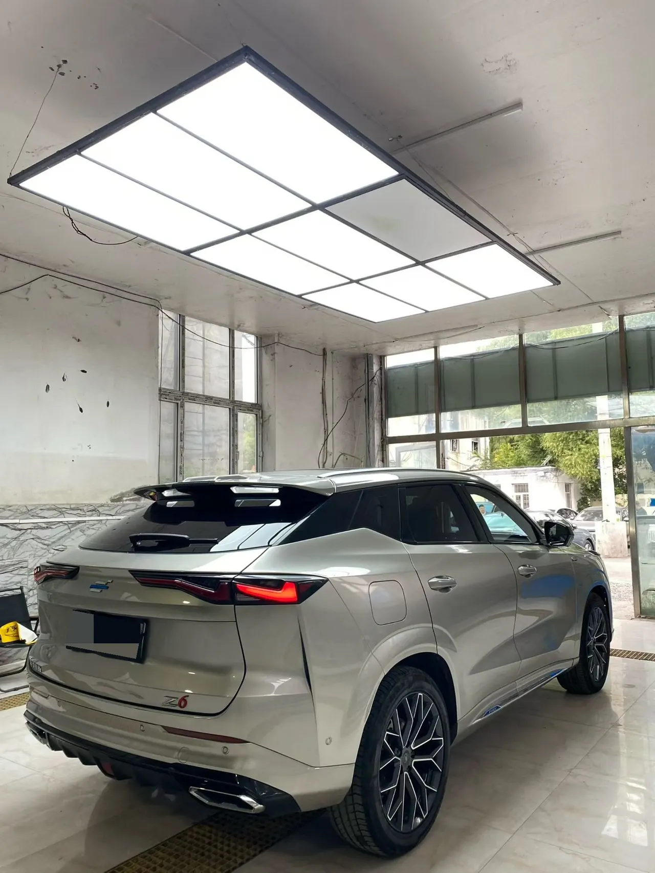 Oshan 2023 Z6 iDD 1.5T Three Clutch 150KM Flagship Automatic Gear 9