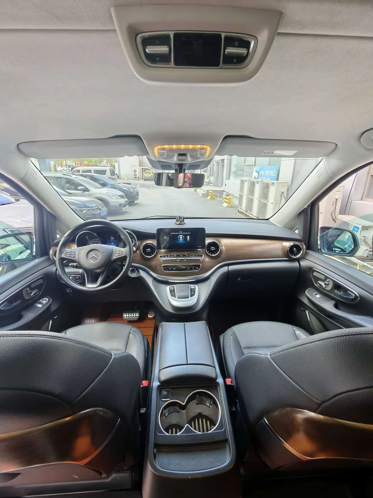 Mercedes Benz V 2021V 260 L 2.0T Deluxe Edition Automatic Gear 3