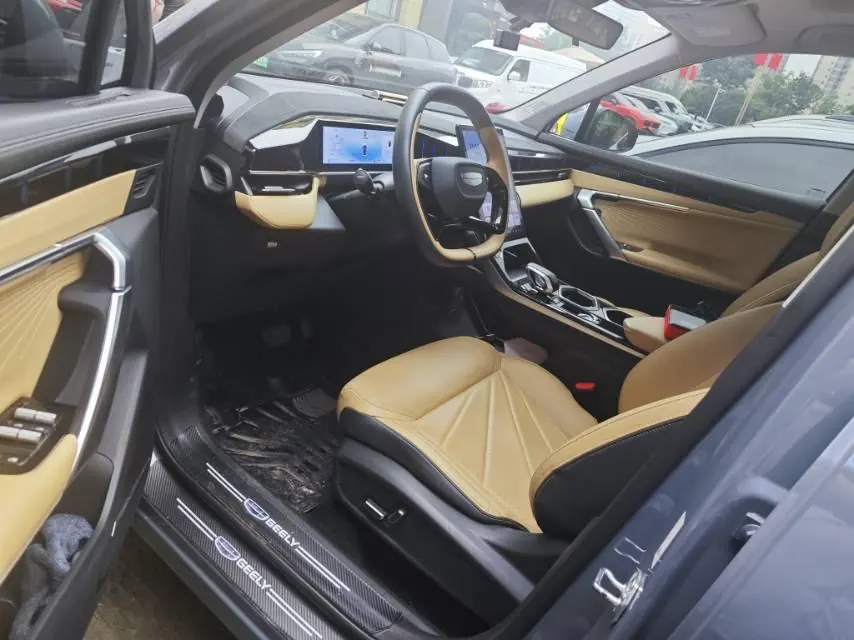 Geely 2023 Boyue L 1.5TD Honorable Automatic Transmission 3