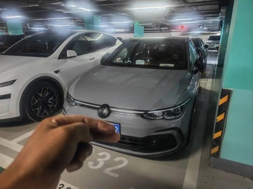 Volkswagen 2023 Golf 8 R-Line 1.4TSI 280TSI Lite (Modified) Automatic Gear 5