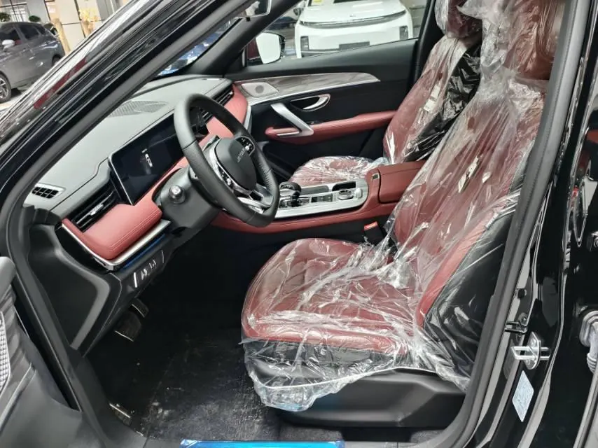 Jetour 2026 X70 PRO 1.5T Peanut Edition 5-seat Automatic Gear 6