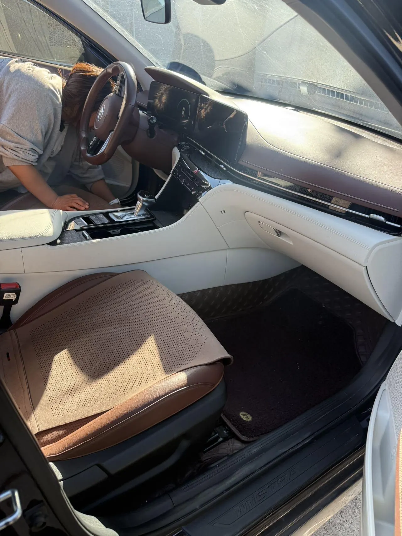 Hyundai 2021 Name Figure 1.8 Stepless LUX Premium Edition Automatic Gear 7